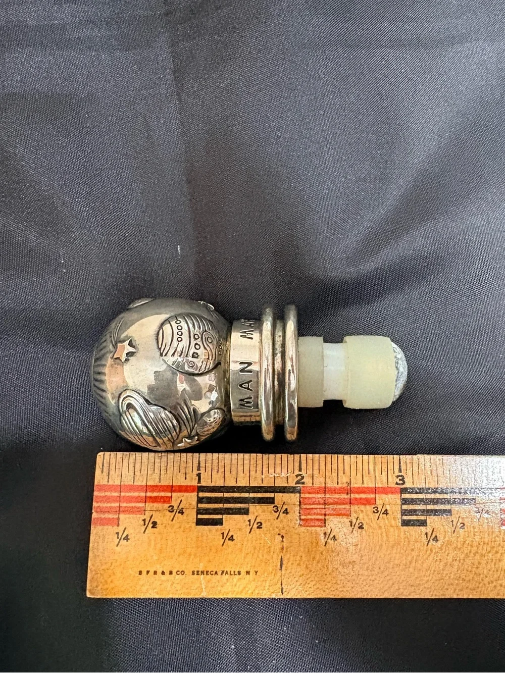 Vintage Neiman Marcus 2001 Out of This World Wine Bottle Stopper Silver Plate